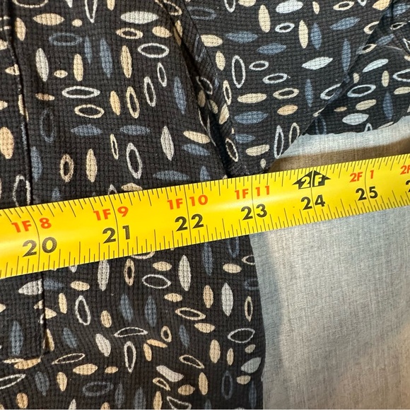 H&H Men Black %100 Silk SurfBoard Patterned Button Up Shirt - Picture 6 of 9